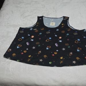 Fabletics Black‎ Sleeveless Top with Colorful Patterns